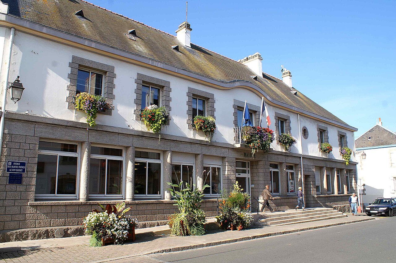 Mairie de Larmor-Plage